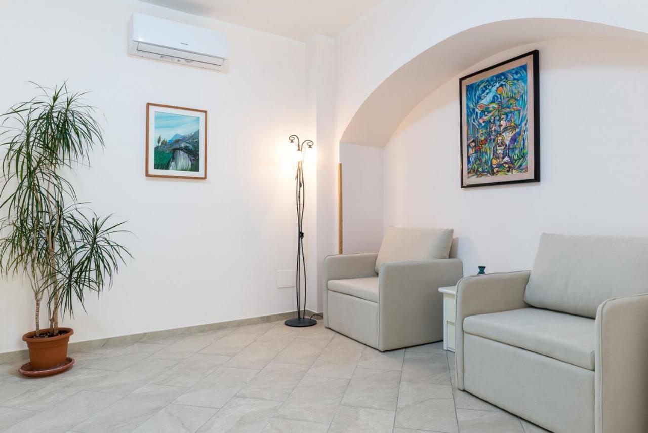 Casa Vacanza Rosy Di Guida Rosy Giungano Kültér fotó
