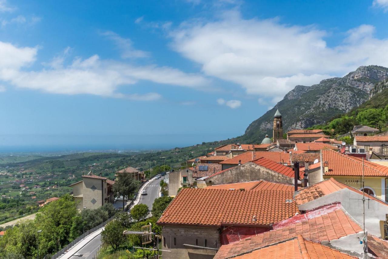 Casa Vacanza Rosy Di Guida Rosy Giungano Kültér fotó